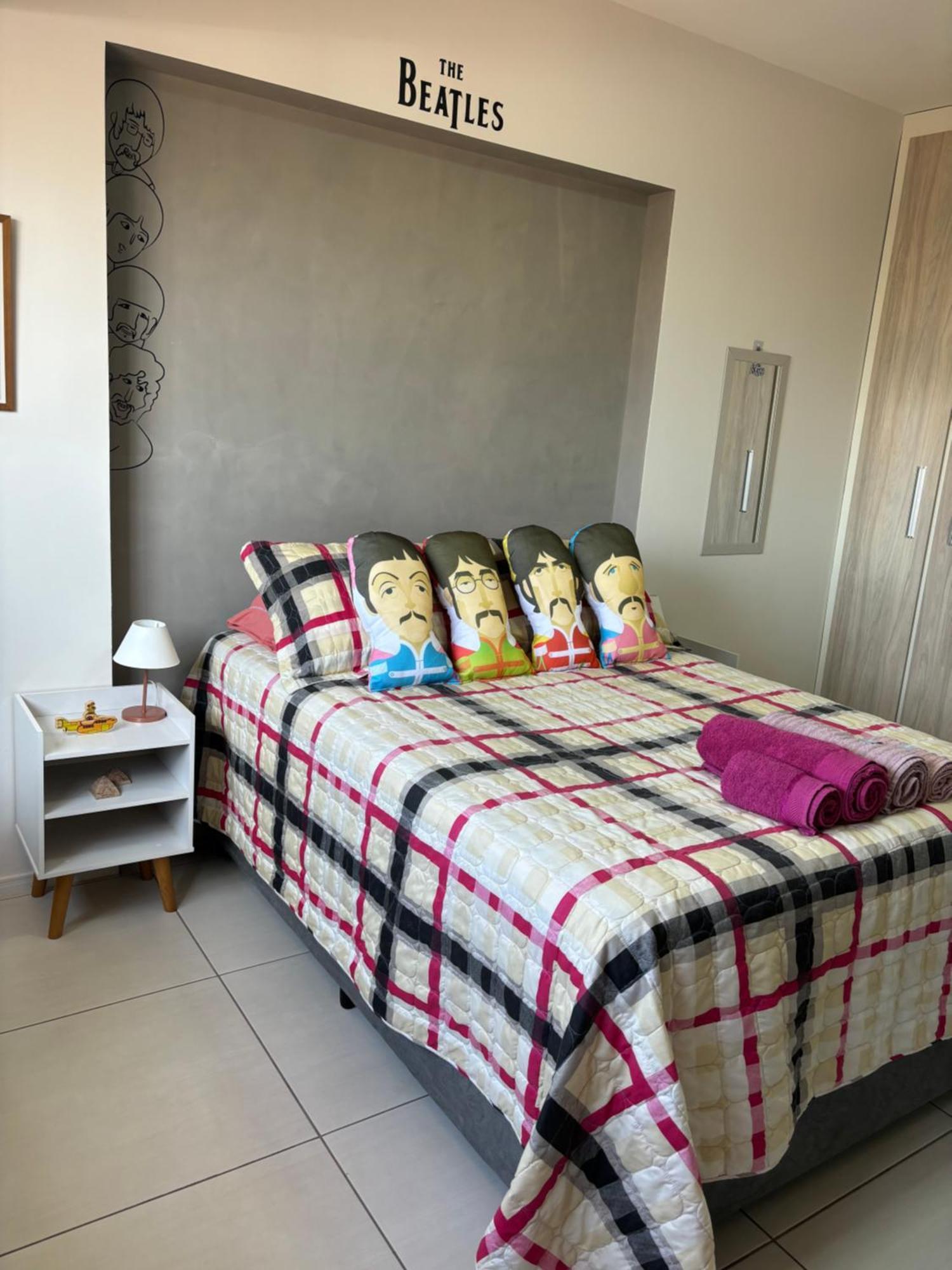 Bookln'Beatles- Spot Residence Miami 708 Araraquara Bagian luar foto