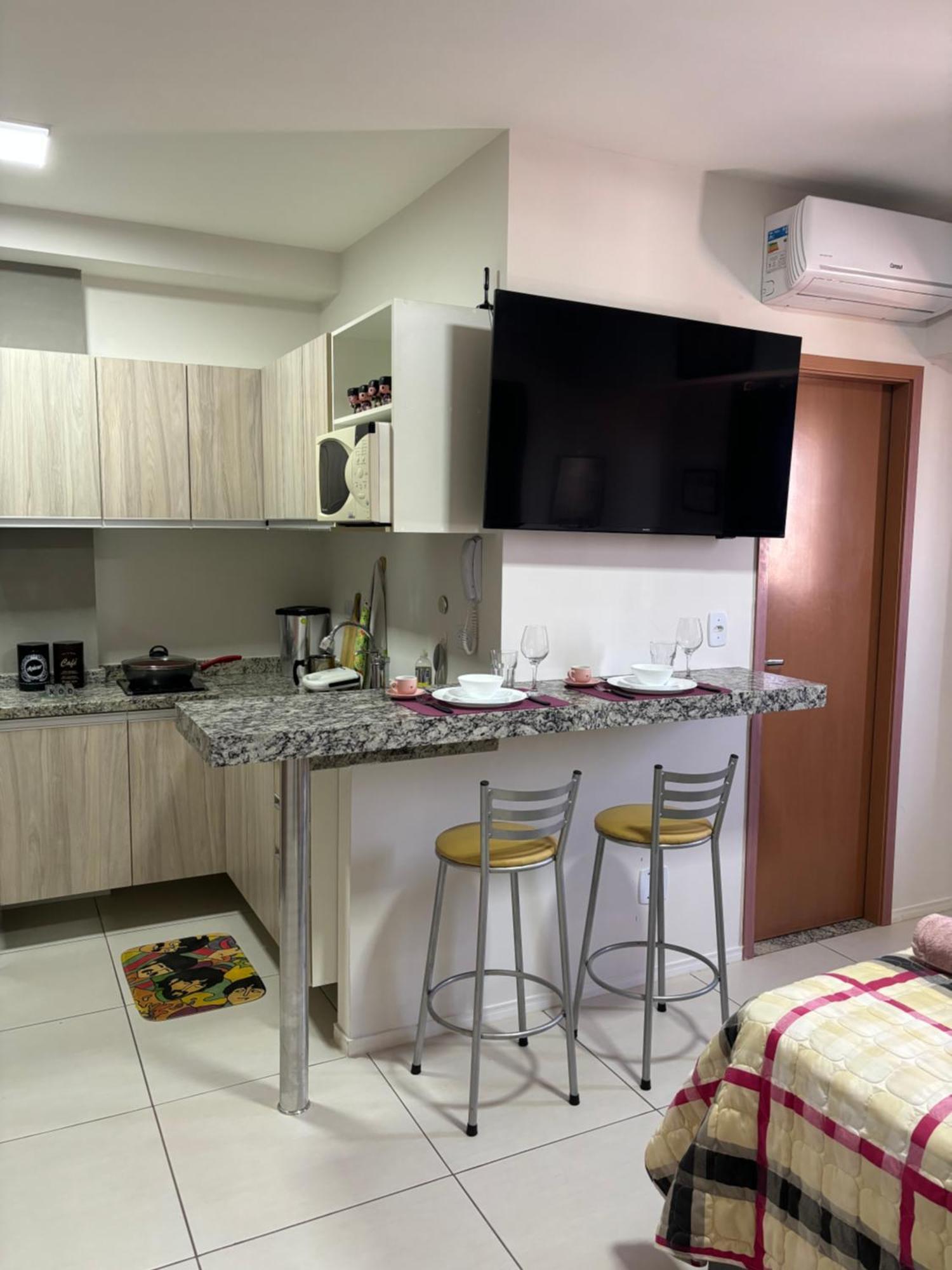 Bookln'Beatles- Spot Residence Miami 708 Araraquara Bagian luar foto